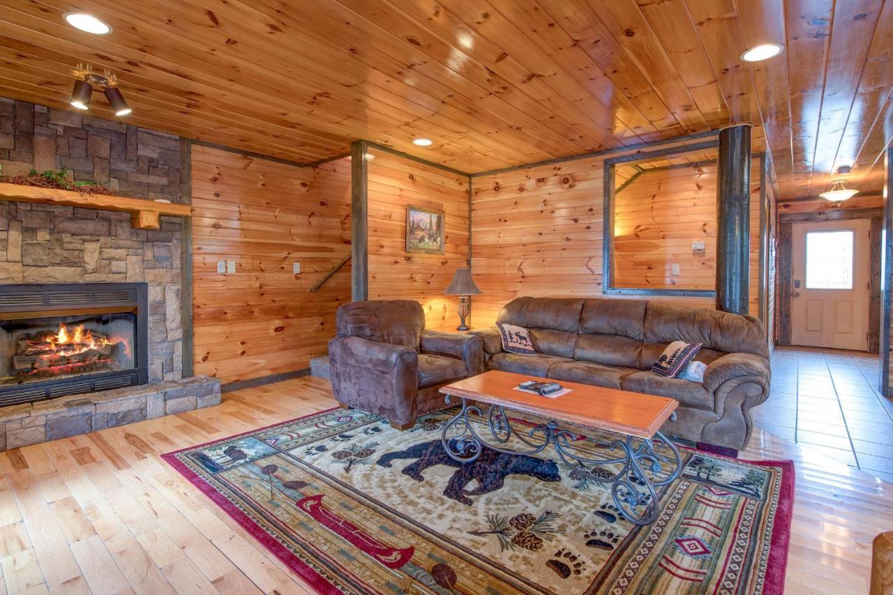 Standing Bear Lodge Gatlinburg Exterior photo