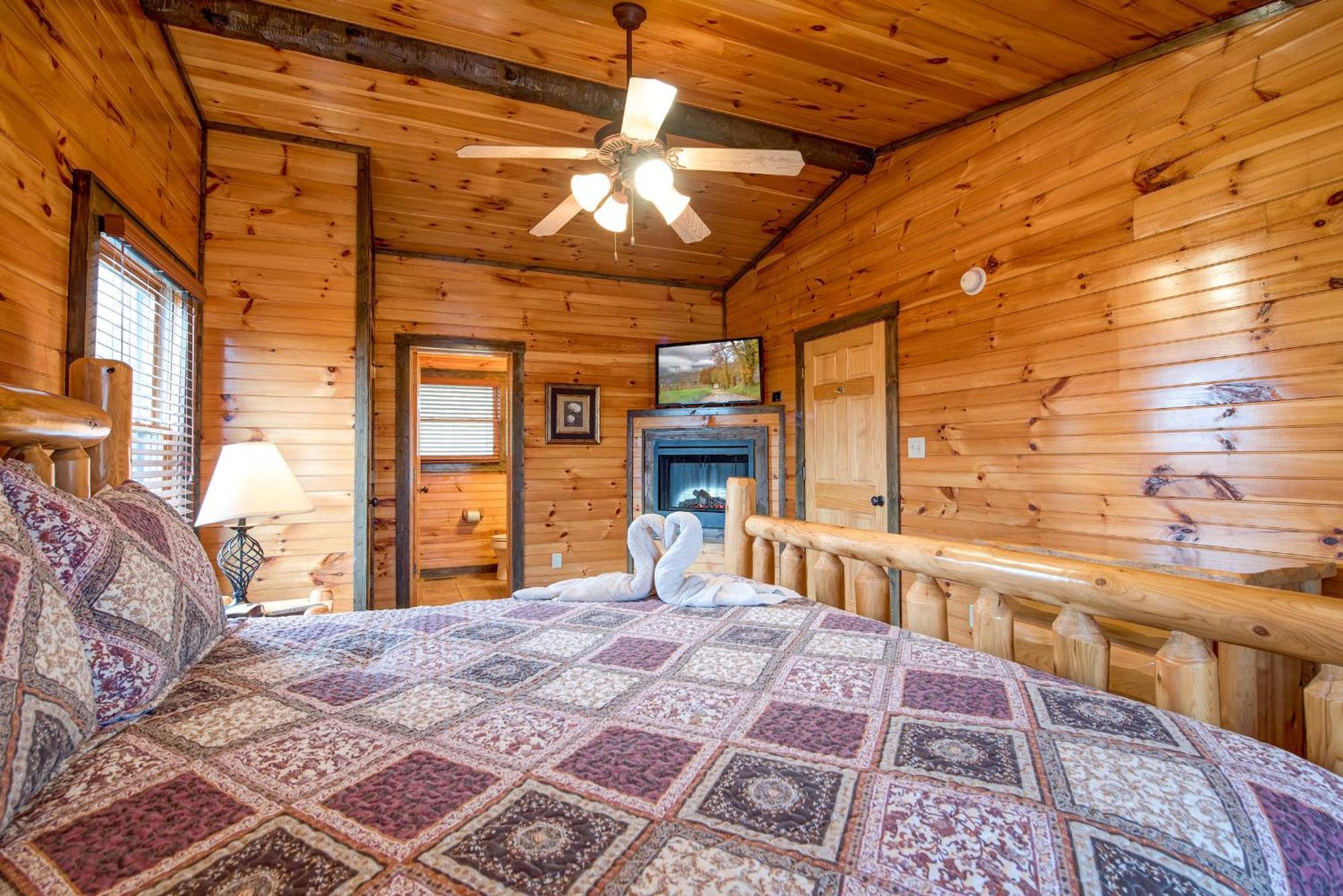 Standing Bear Lodge Gatlinburg Exterior photo